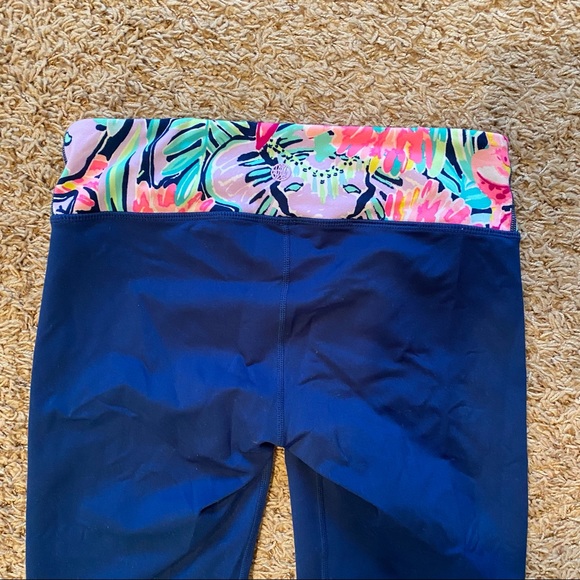 Lilly Pulitzer Ink Navy Bow Leggings - Picture 9 of 9